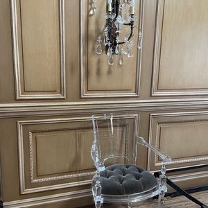 Meet your Posher, Kelly